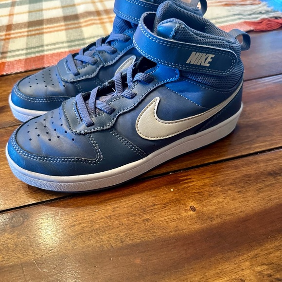 Nike Jordan / Nike basketball shoes